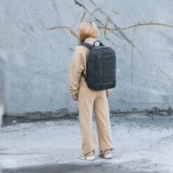 DB The Ramverk 26L Backpack 11 DB The Ramverk 26L Backpack -Head Butik 246E25 TheRamverk26LBackpack Gneiss onperson 3